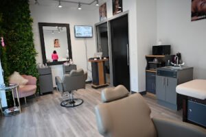 Brows & Beauty Salon – Threading | Tinting | Lifting | LashExtension | Makeup and More…….