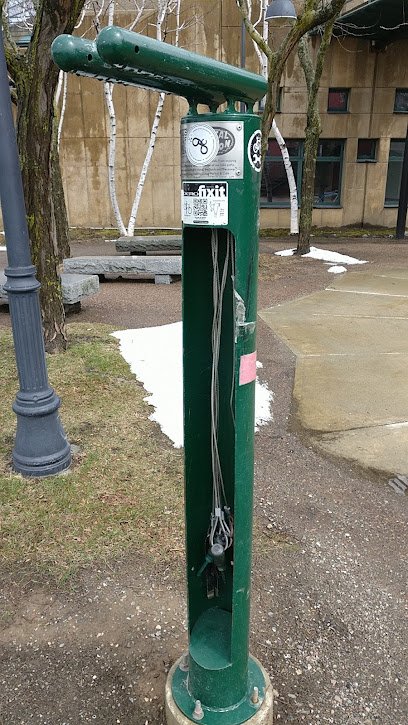 Community Bike Fix Station