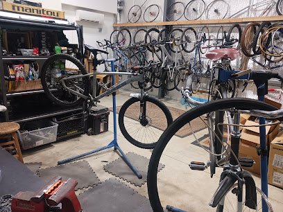 BiKeDuDe